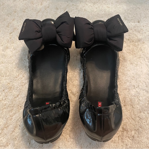 Prada Sport Black Patent Leather Nylon Bow Detail Scrunch Ballet Flat Size 37.5 - Picture 10 of 13